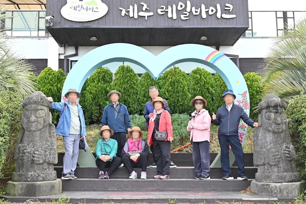 제주 레일바이크 단체 여행 체험 모습 실제 이용 사진